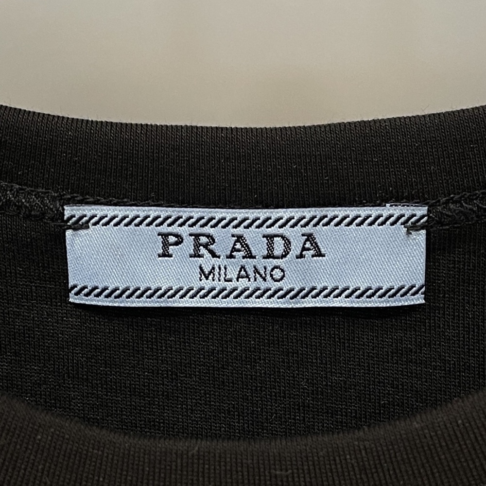 Prada Black Triangle Logo Ribbed Plain Knit Cropped Vest, Crop Top - Picture 2 of 7
